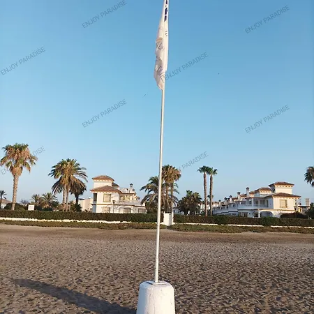 Enjoy Paradise Апартаменты *